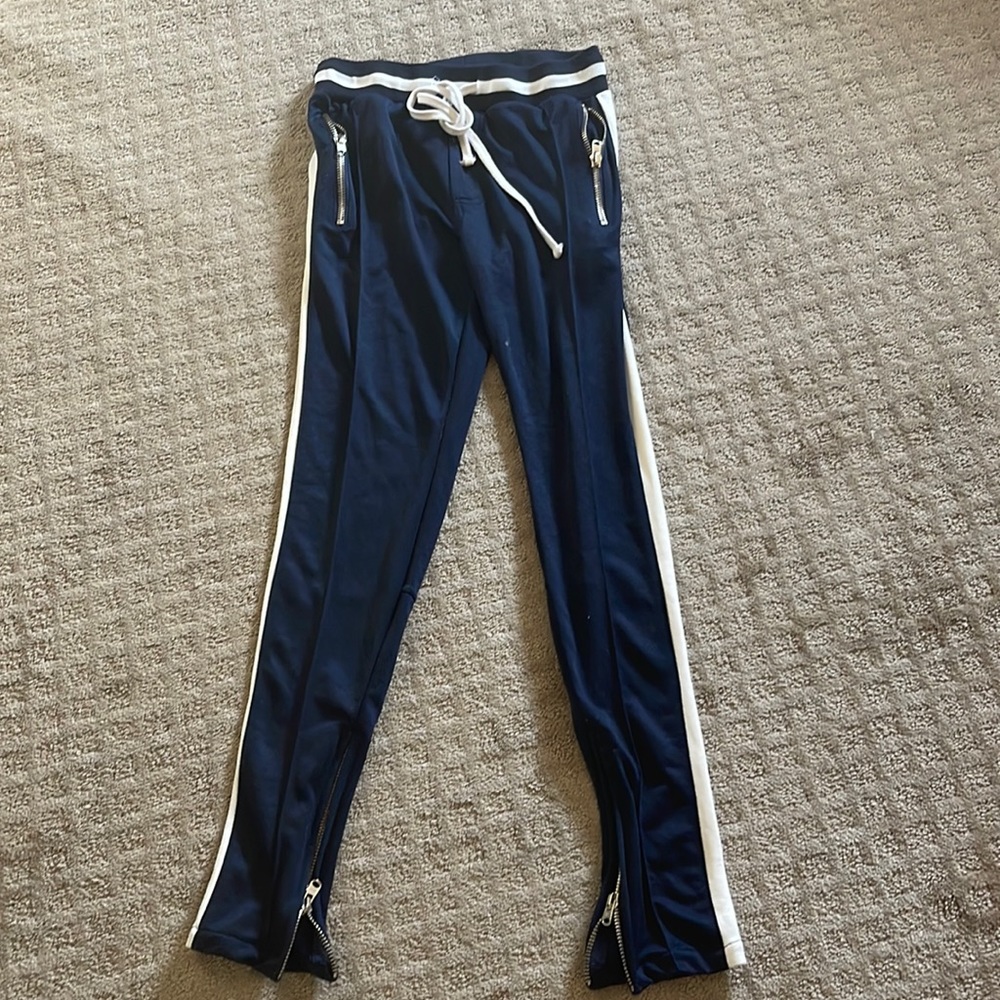 MNML joggers